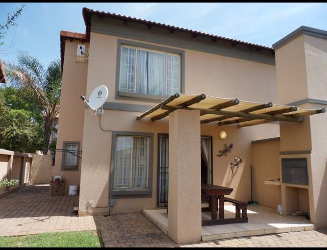 2 BEDROOM TOWNHOUSE SOLD IN ANNLIN